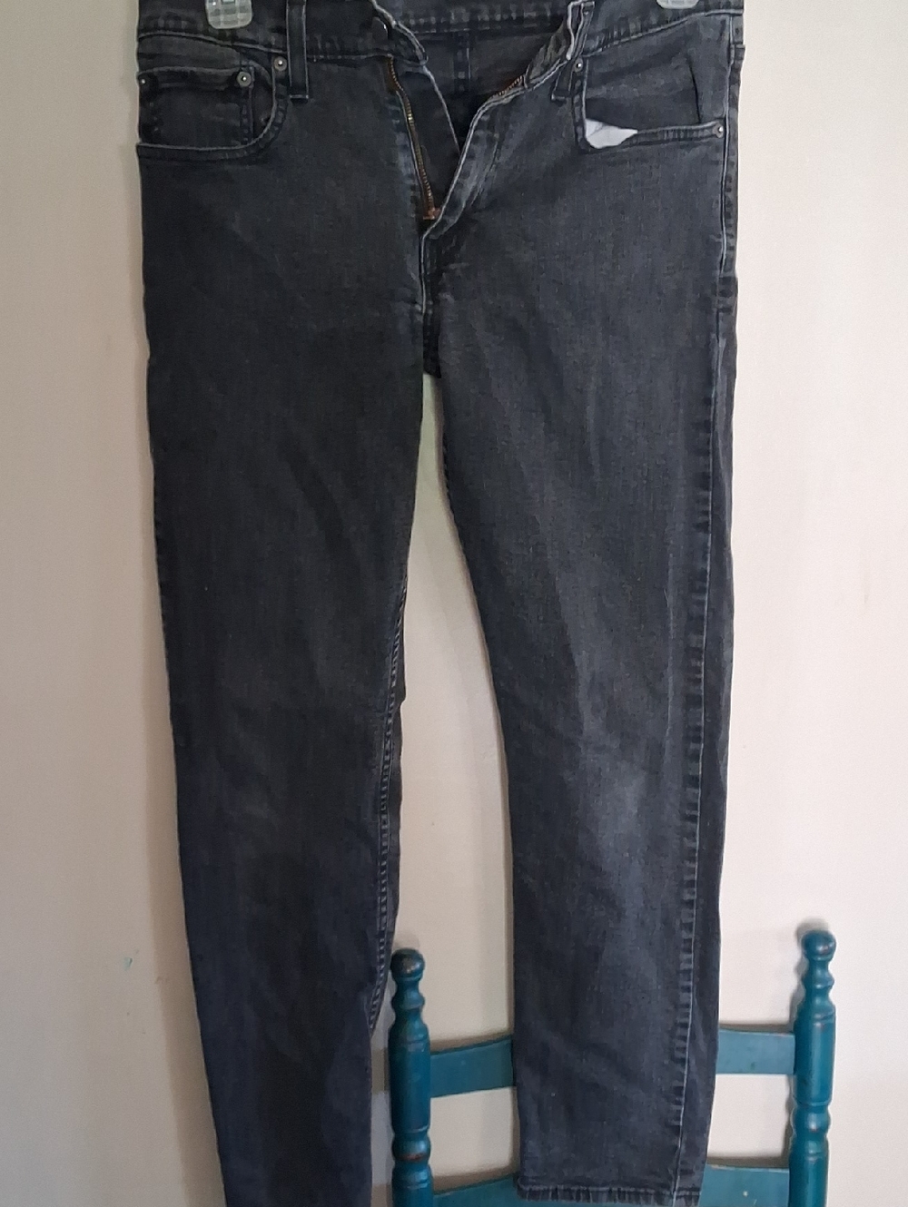 Levi's Men's Dark Gray Jeans